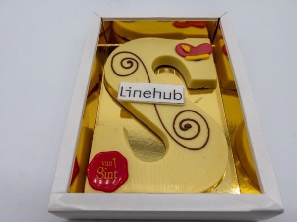 Chocolade letter met logo WIT 200-g